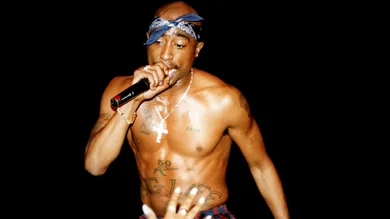 Tupac Shakur Live In Concert