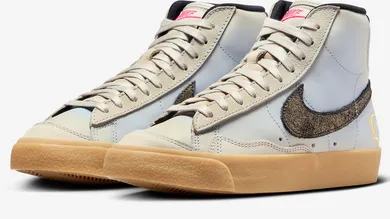 Nike-Blazer-Mid-77-Dia-De-Los-Muertos-FQ8173-104-4