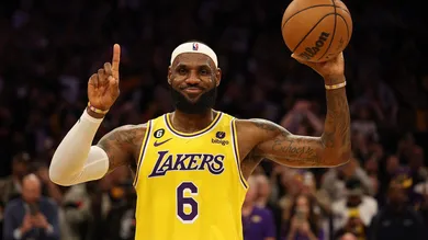 Oklahoma City Thunder v Los Angeles Lakers