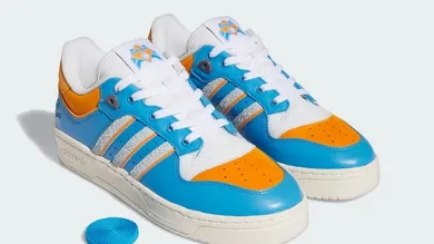 the-simpsons-adidas-rivalry-low-itchy-IE7566