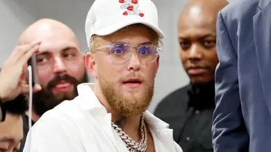 Floyd Mayweather v Logan Paul