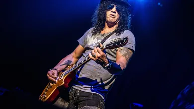 Slash In Concert At Le Zenith