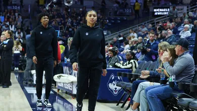 COLLEGE BASKETBALL: NOV 16 Women's - Maryland at UConn