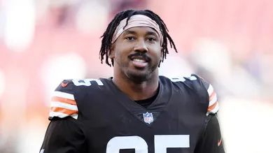 Pittsburgh Steelers v Cleveland Browns