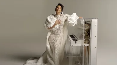 AliciaKeysLifelineVisual