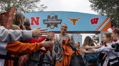 NCAA VOLLEYBALL: DEC 17 Division I Women's Championship - Teams vs Team