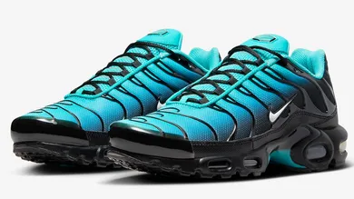 Nike-Air-Max-Plus-Light-Retro-DM0032-401-4