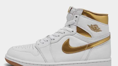 Air-Jordan-1-High-Metallic-Gold-FD2596-107