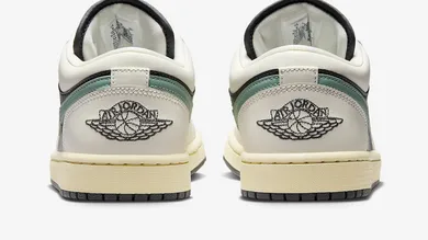 Air-Jordan-1-Low-Anthracite-Jade-Smoke3