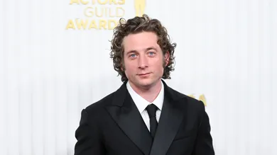 Jeremy Allen White net worth