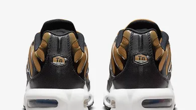 Nike-Air-Max-Plus-Golden-Harvest-DM0032-700-5