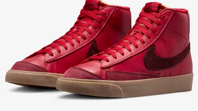Nike-Blazer-Mid-77-Layers-of-Love-Valentines-Day-2024-FZ4039-687-4