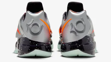 Nike-KD-4-Galaxy-2024-FD2635-001-5