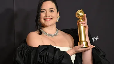 TOPSHOT-US-ENTERTAINMENT-FILM-TELEVISION-GOLDEN-GLOBES-PRESS ROOM