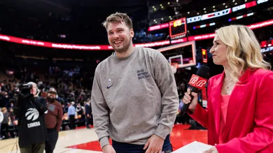 Dallas Mavericks v Toronto Raptors