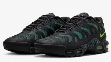 Nike-Air-Max-Plus-Drift-Black-Vintage-Green-FD4290-006-4