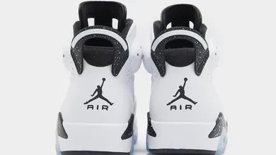 Air-Jordan-6-Reverse-Oreo-White-Black-CT8529-112-3