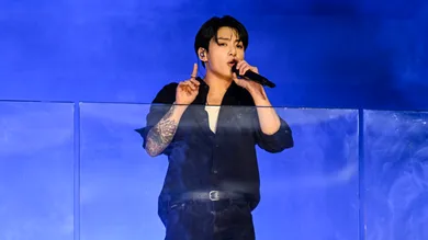 Jung Kook surprise concert in Times Square