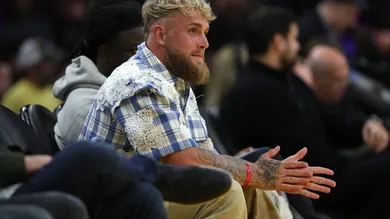 Milwaukee Bucks v Los Angeles Lakers