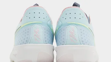 Nike-Zoom-GT-Cut-3-Easter-DV2918-401-3