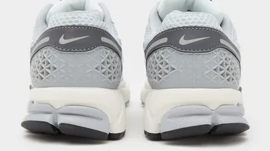 Nike-Zoom-Vomero-5-White-Thunder-Blue-Cream-HF4259-100-2