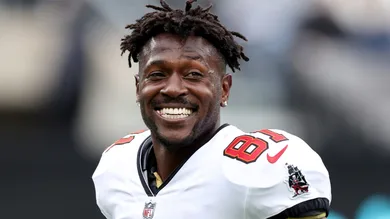 Tampa Bay Buccaneers v New York Jets