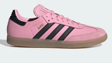 Lionel-Messi-adidas-Samba-Indoor-Inter-Miami-CF-Home-Kit-IH8158