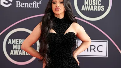 2021 American Music Awards Red Carpet Roll-Out With Host Cardi B