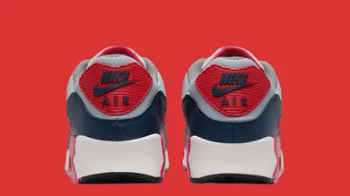 SneakerHeader.001