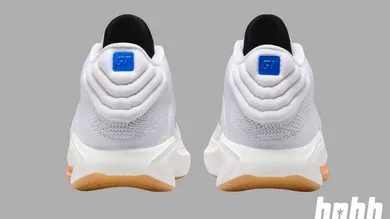SneakerHeader.001