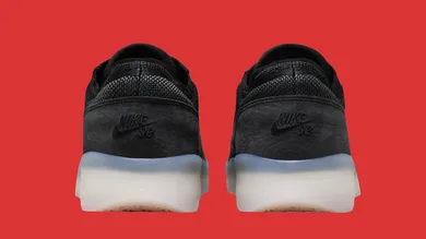 SneakerHeader.001