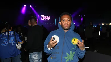 STURDY. Oasis Hydrated By Liquid I.V. - Afro House