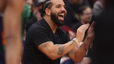 Toronto Raptors vs Philadelphia Flyers