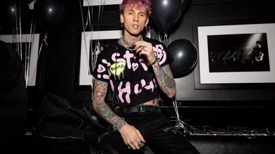 Avril Lavigne Performs Live At The Roxy For SiriusXM And Pandora's Small Stage Series In Los Angeles