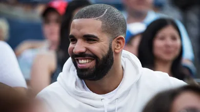 Drake watches Serena Williams play against Belinda Bencic during Rogers Cup semifinals tennis action at the Aviva Centre.