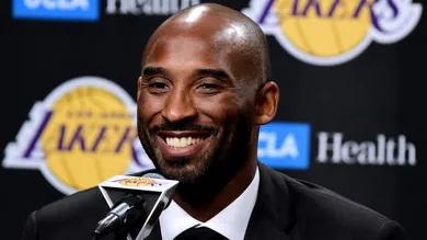 Golden State Warriors v Los Angeles Lakers