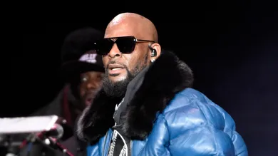R. Kelly Performs At Oracle Arena