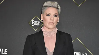 2019 E! People's Choice Awards - Arrivals