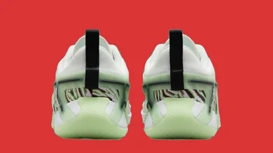 SneakerHeader.001