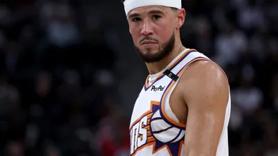 Phoenix Suns v Los Angeles Clippers