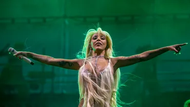 Syndication: Desert Sun