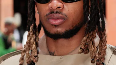 Sacai: Front Row - Paris Fashion Week - Menswear Spring/Summer 2025