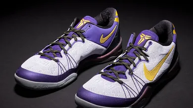 Kobe-Bryant-Nike-Kobe-8-Achilles-Game-Sothebys-Action
