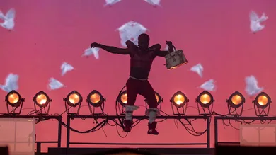 Syndication: Desert Sun