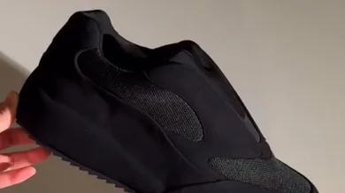 Yeezy-BL-01-Bully-Black