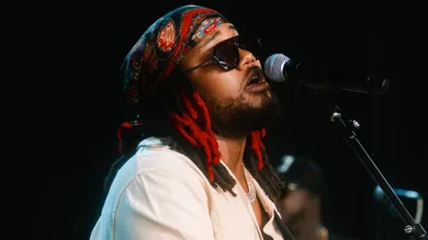 leon-thomas-singer-roots-picnic-2024-1