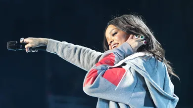 Rihanna Previews Next Album Not Commercial Music News