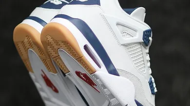 nike-sb-x-air-jordan-4-navy-sneaker-news