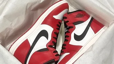 air-jordan-1-high-85-chicago-sneaker-news