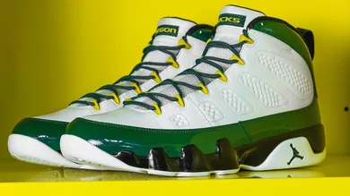 air-jordan-9-oregon-ducks-pe-sneaker-news